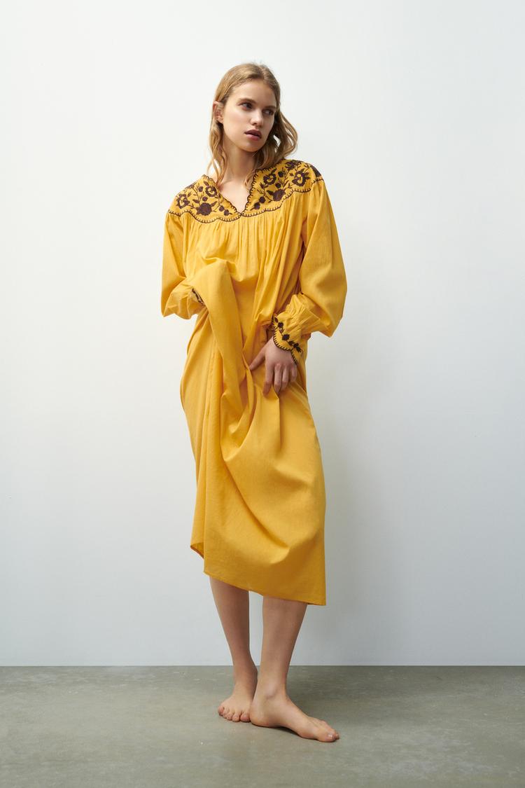 ROBE LONGUE BRODEE Moutarde ZARA France